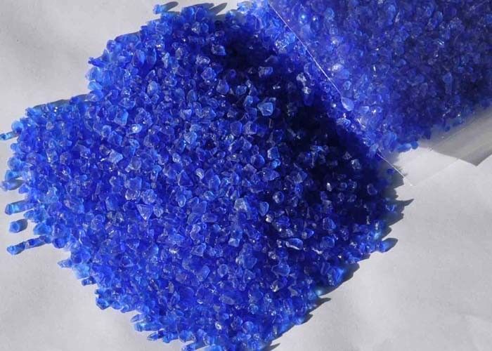 Le bleu vitreux semi transparent de granules de sil